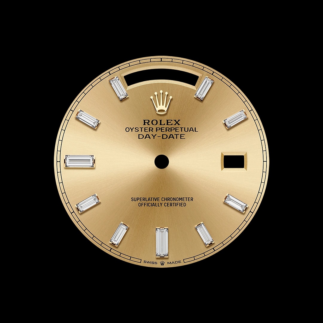 Champagnekleurige wijzerplaat